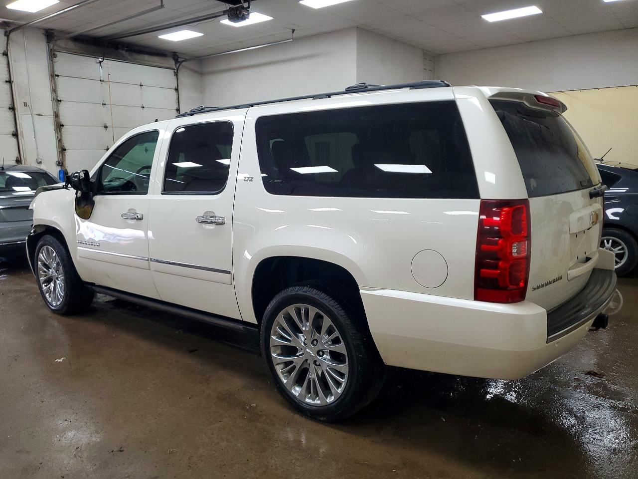 Chevrolet Suburban K1500 Ltz