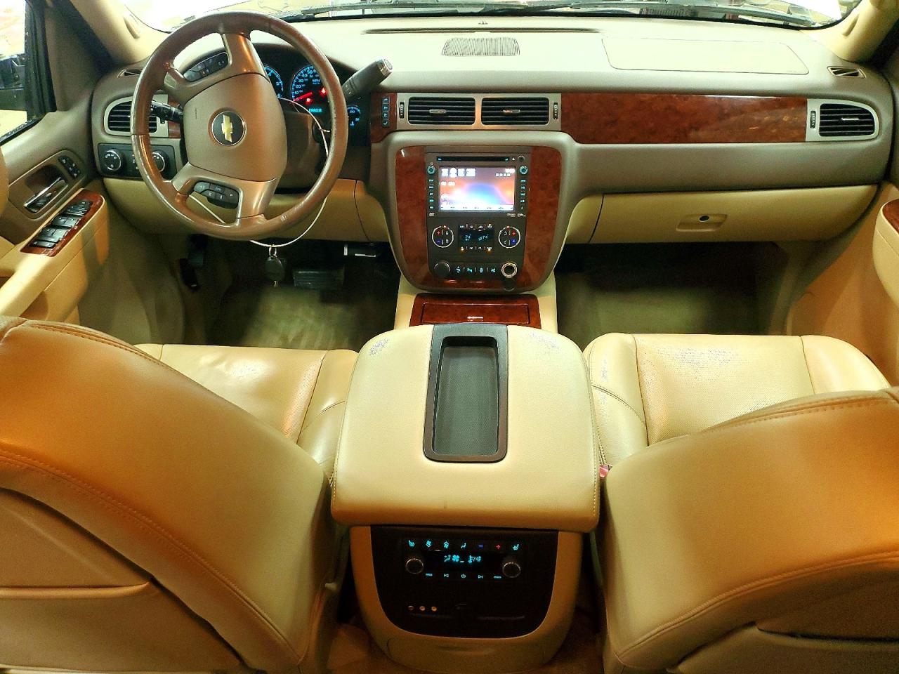 Chevrolet Suburban K1500 Ltz