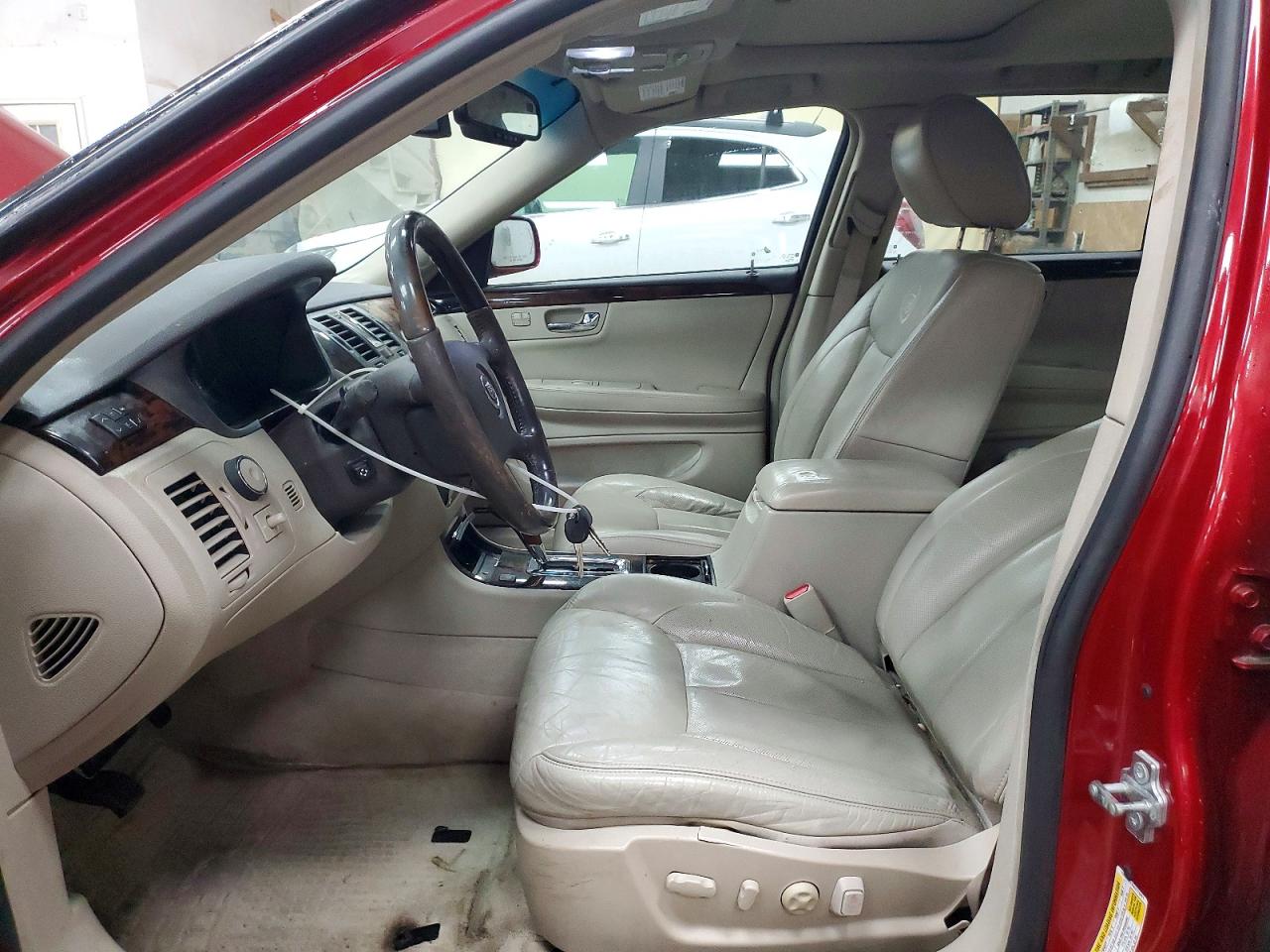 Cadillac DTS Premium Collection