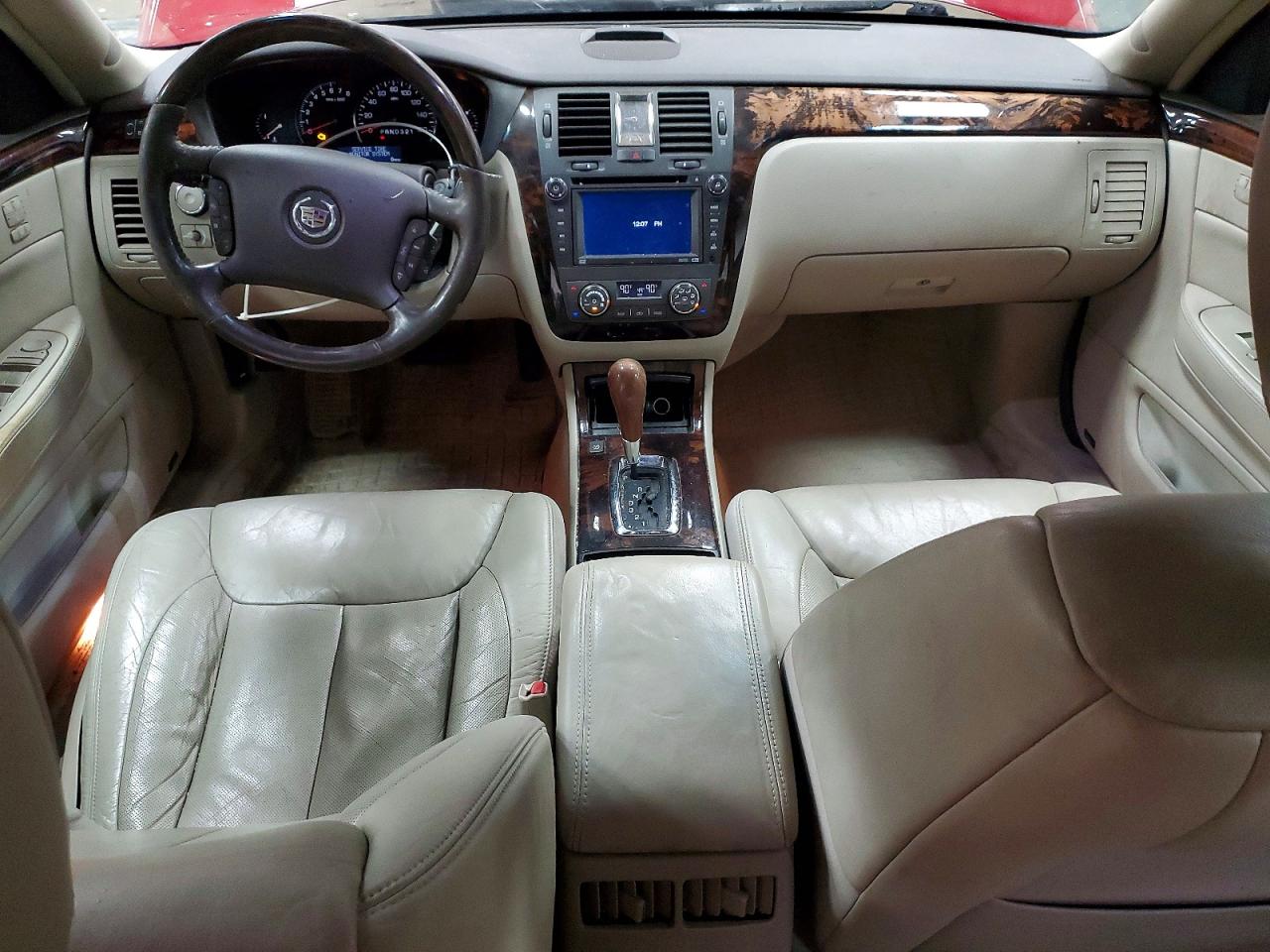 Cadillac DTS Premium Collection