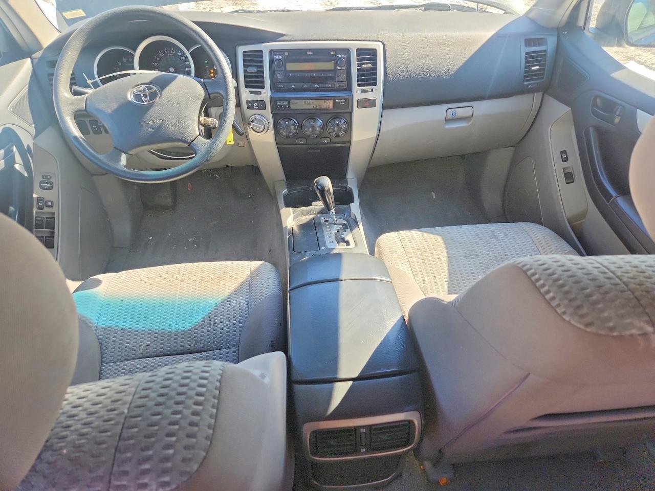 Toyota 4Runner Sr5