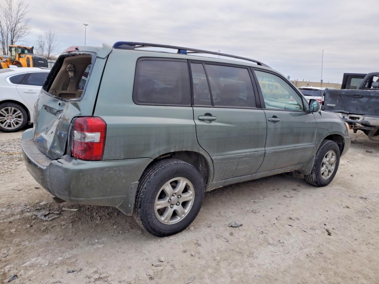 Toyota Highlander Sport