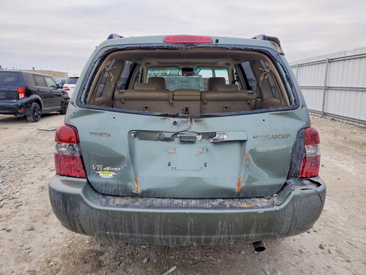 Toyota Highlander Sport