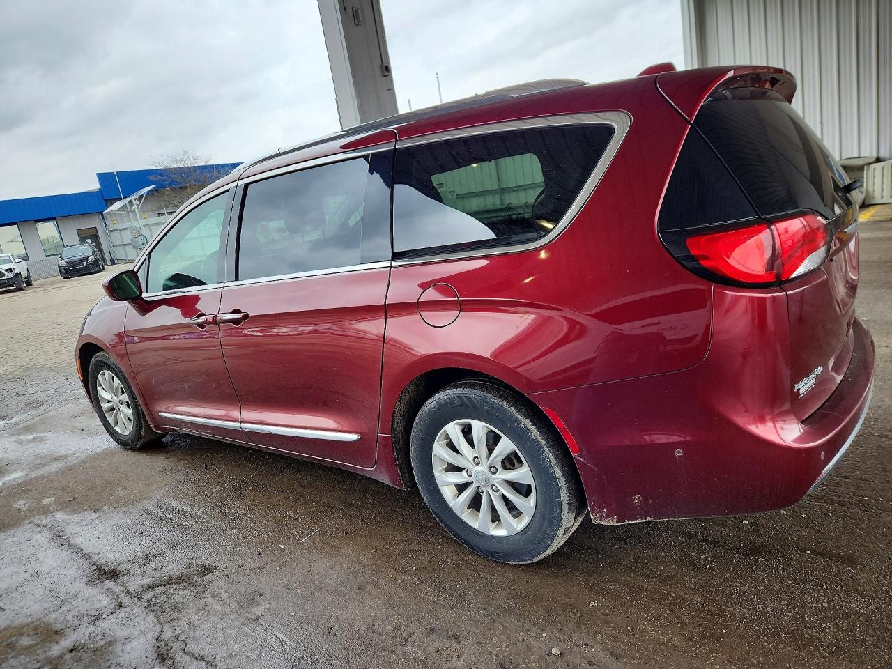 Chrysler Pacifica Touring L
