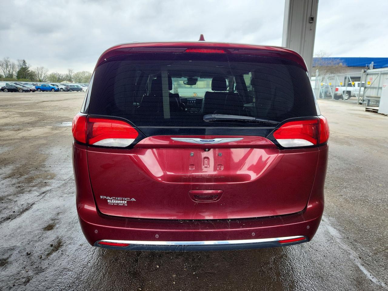 Chrysler Pacifica Touring L