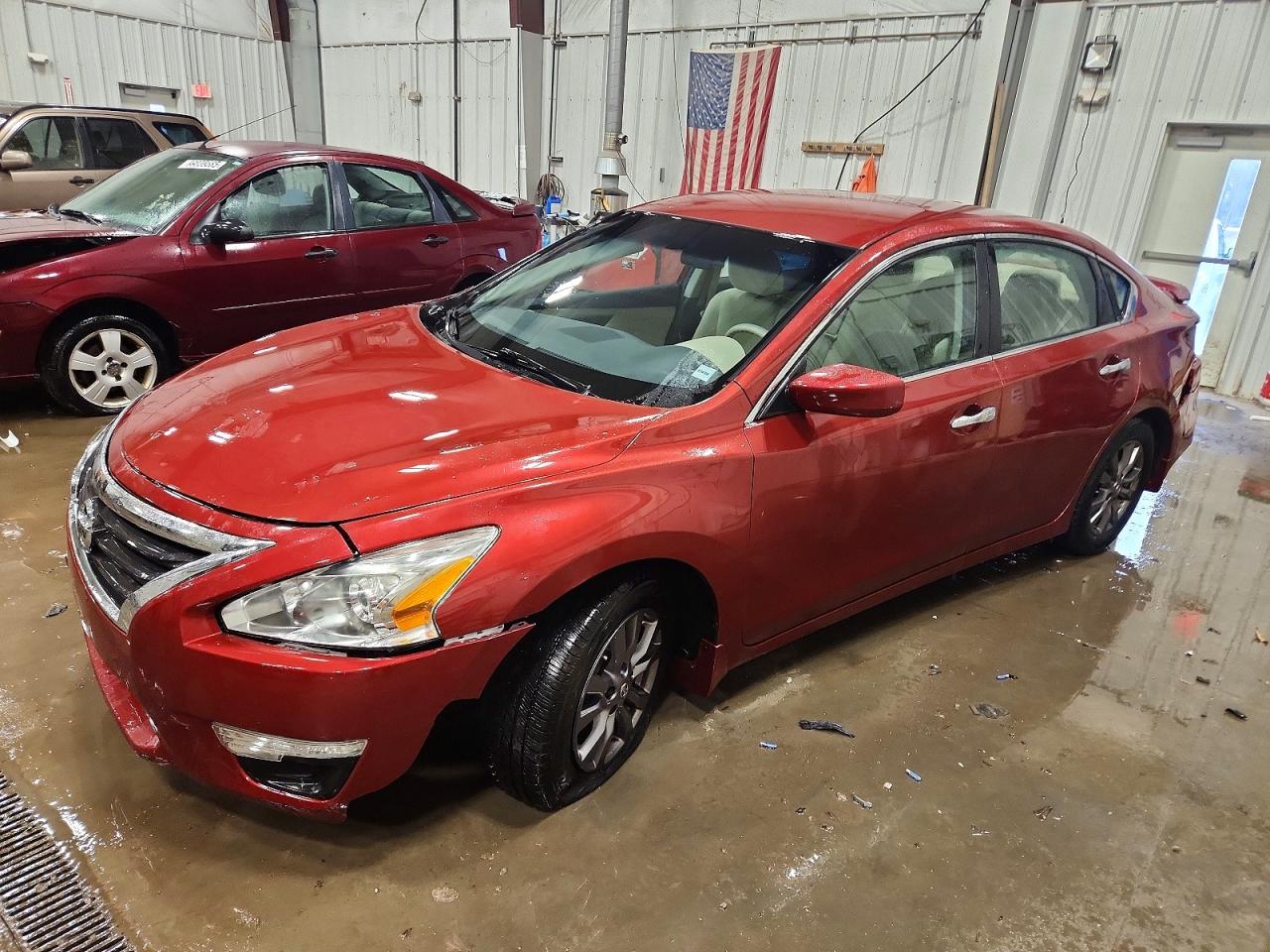 Salvage Nissan Altima Image