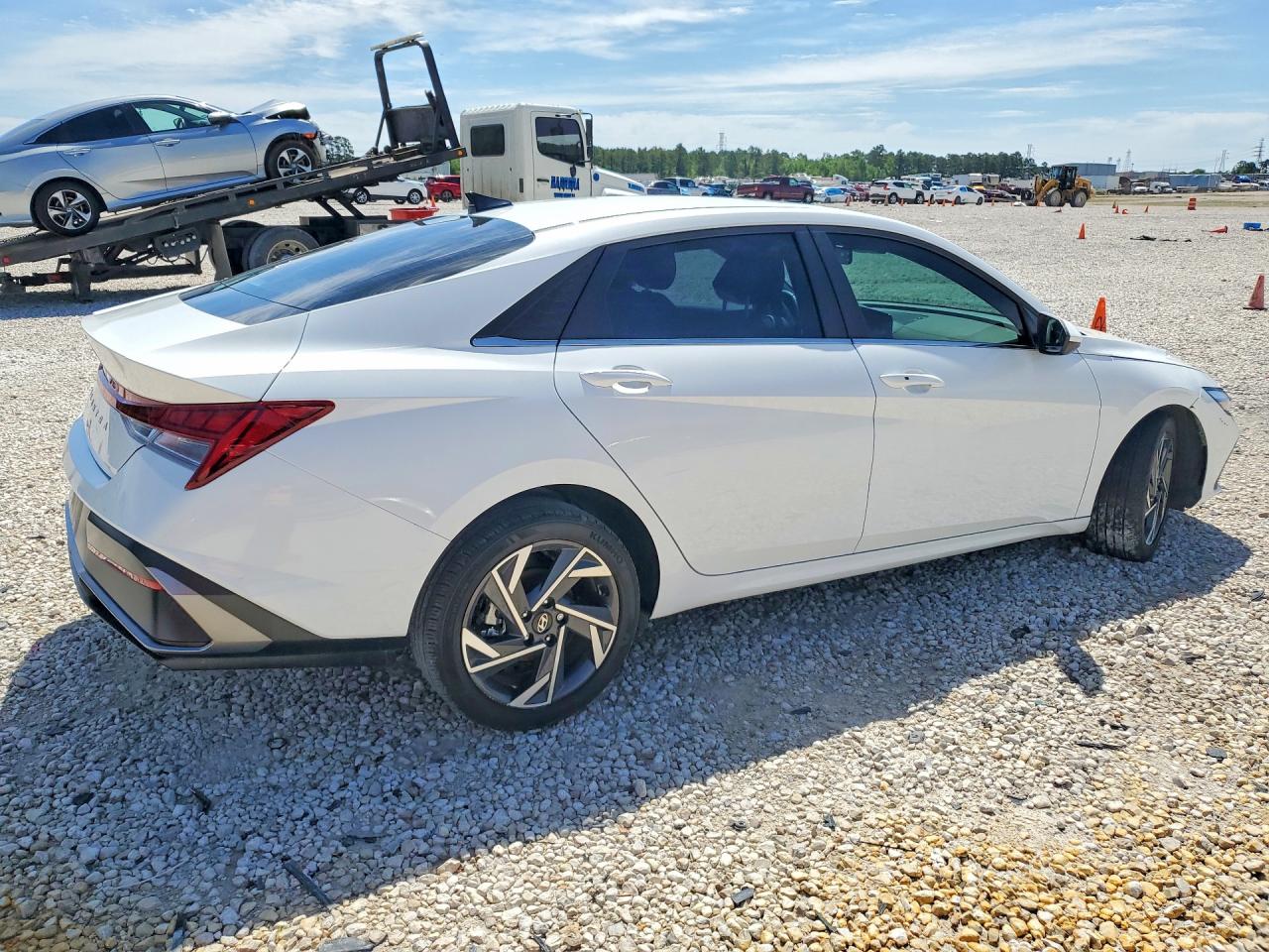 Hyundai ELANTRA Sel
