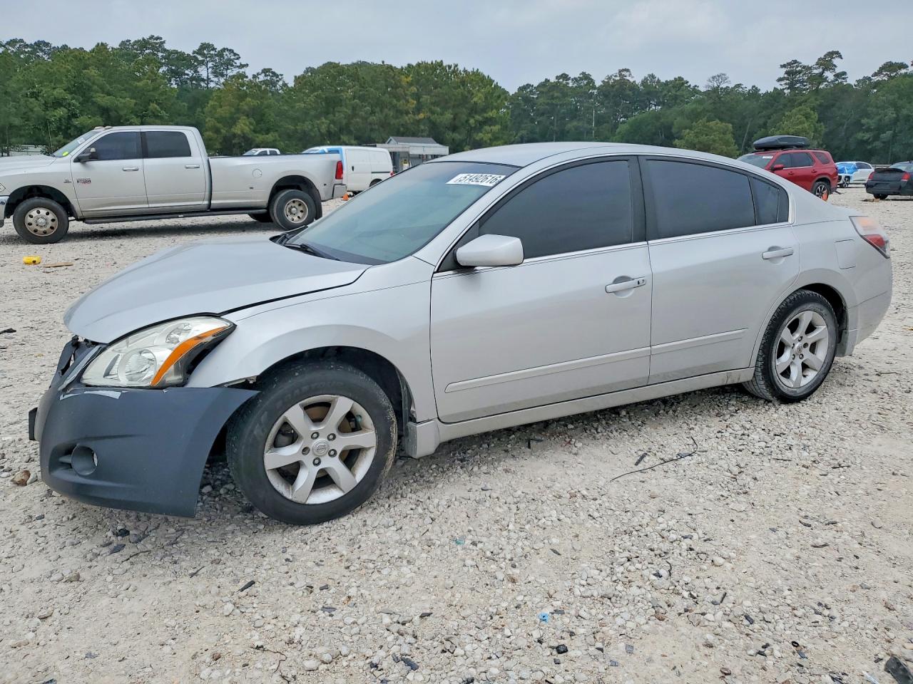 Salvage Nissan Altima Image