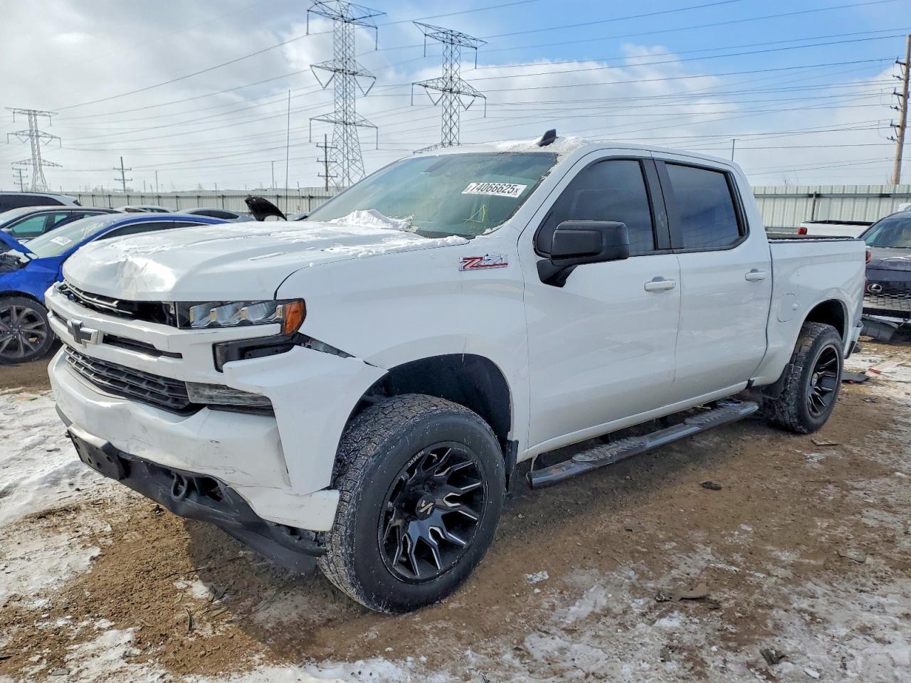 Salvage Chevrolet Silverado Image