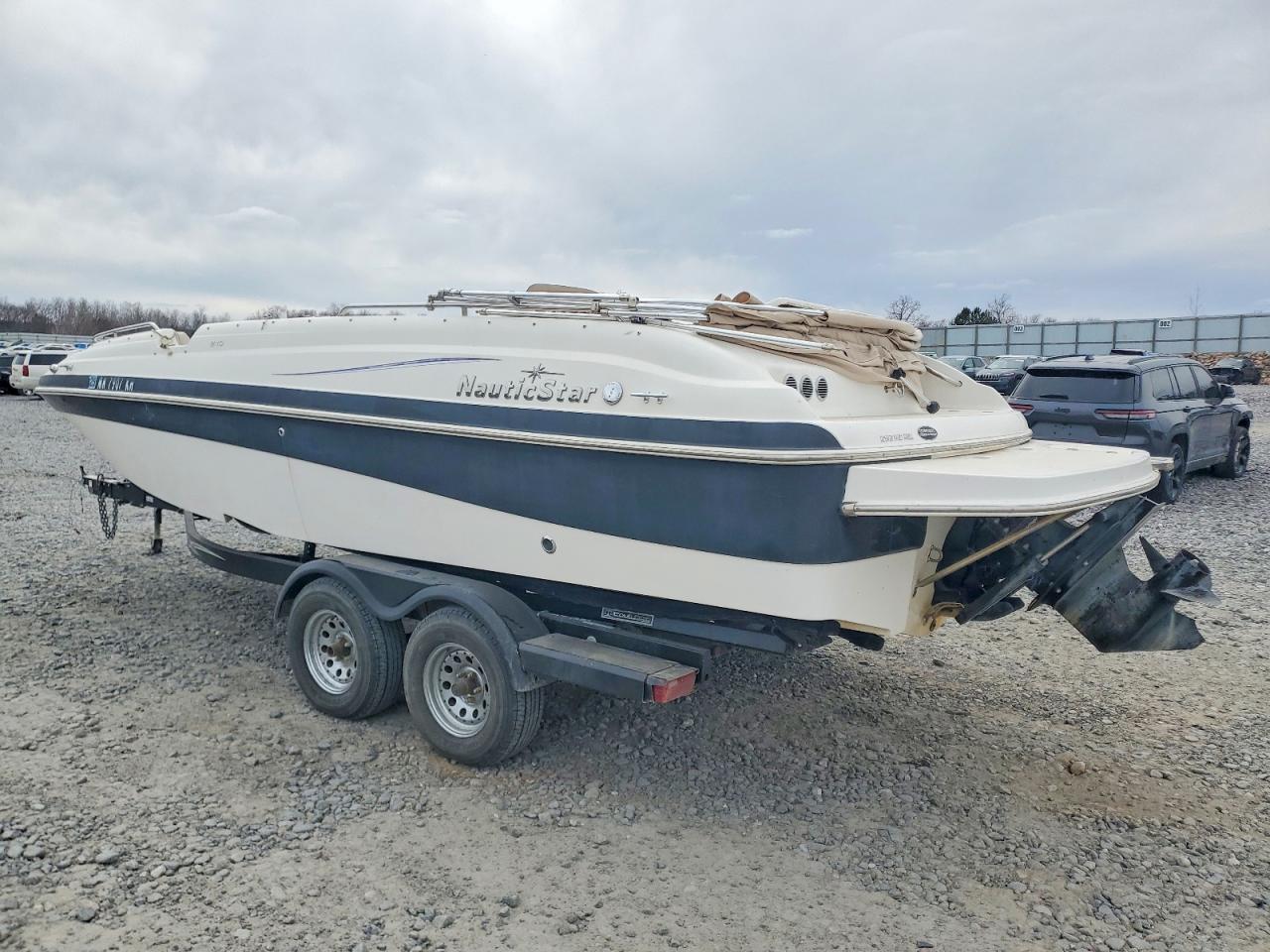 Unk Nauticstar