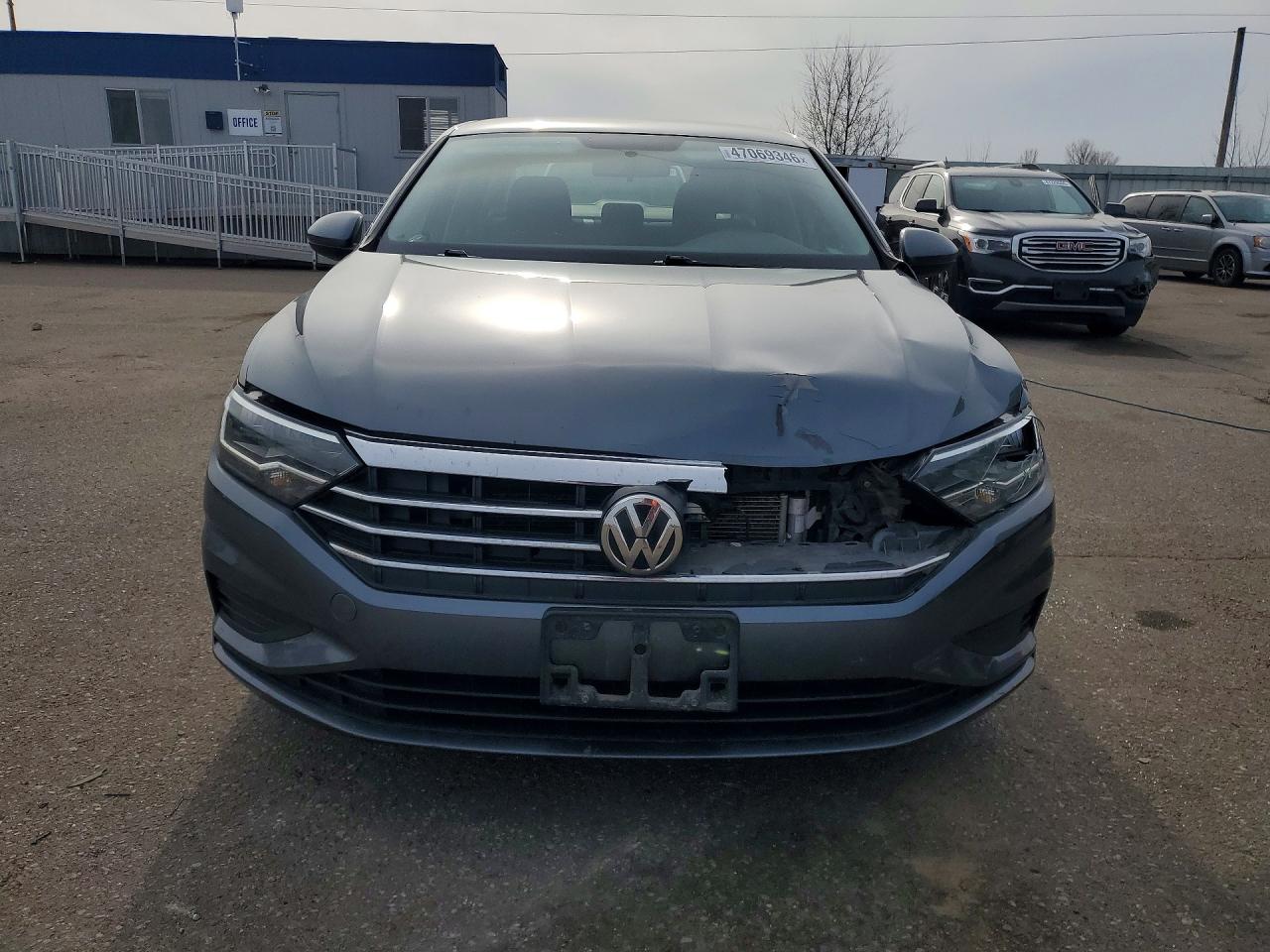 Volkswagen Jetta S