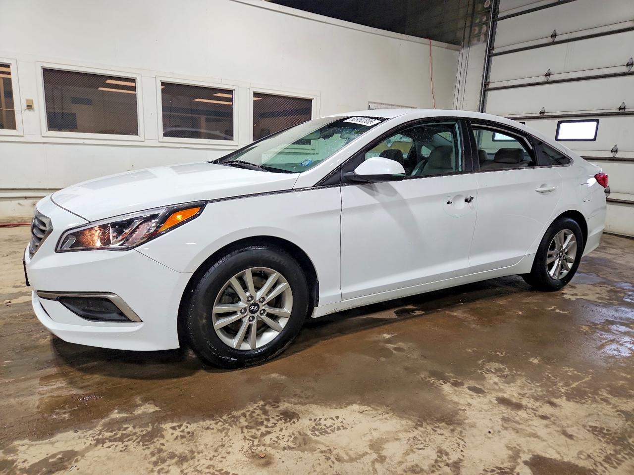Salvage Hyundai SONATA Image