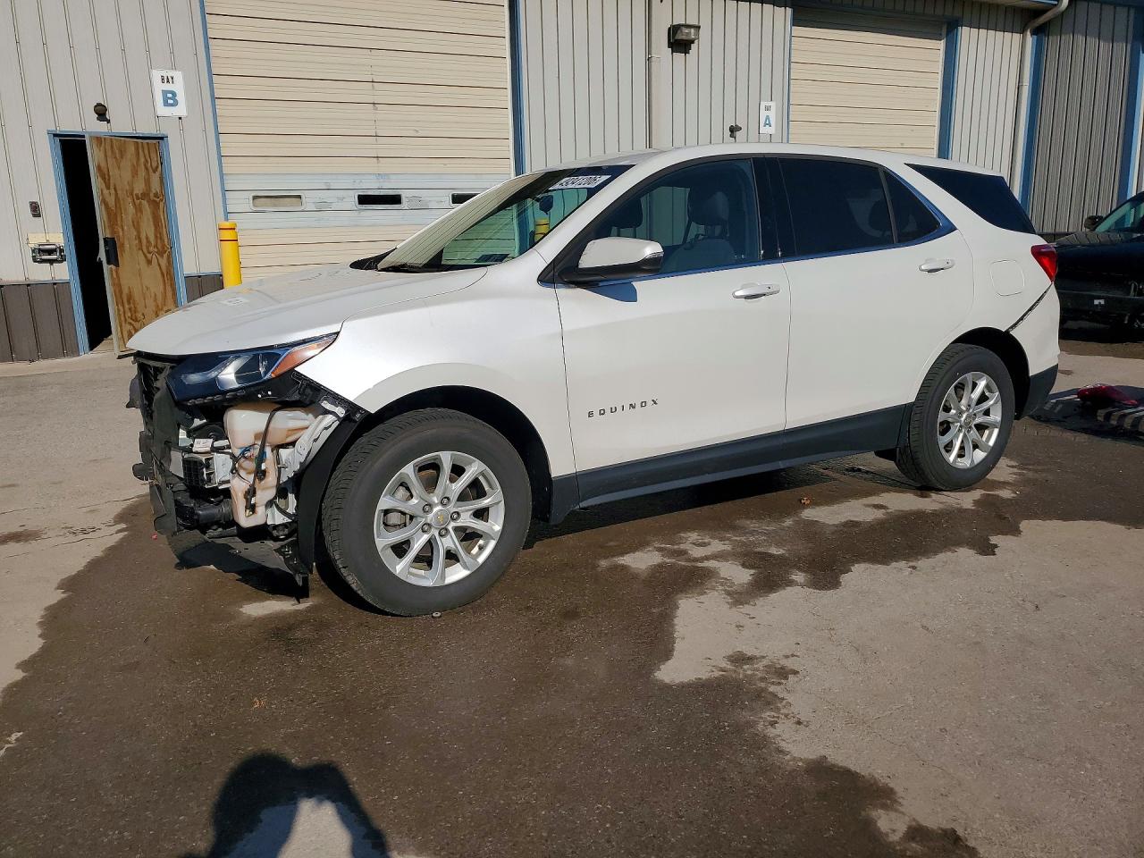 Salvage Chevrolet Equinox Image