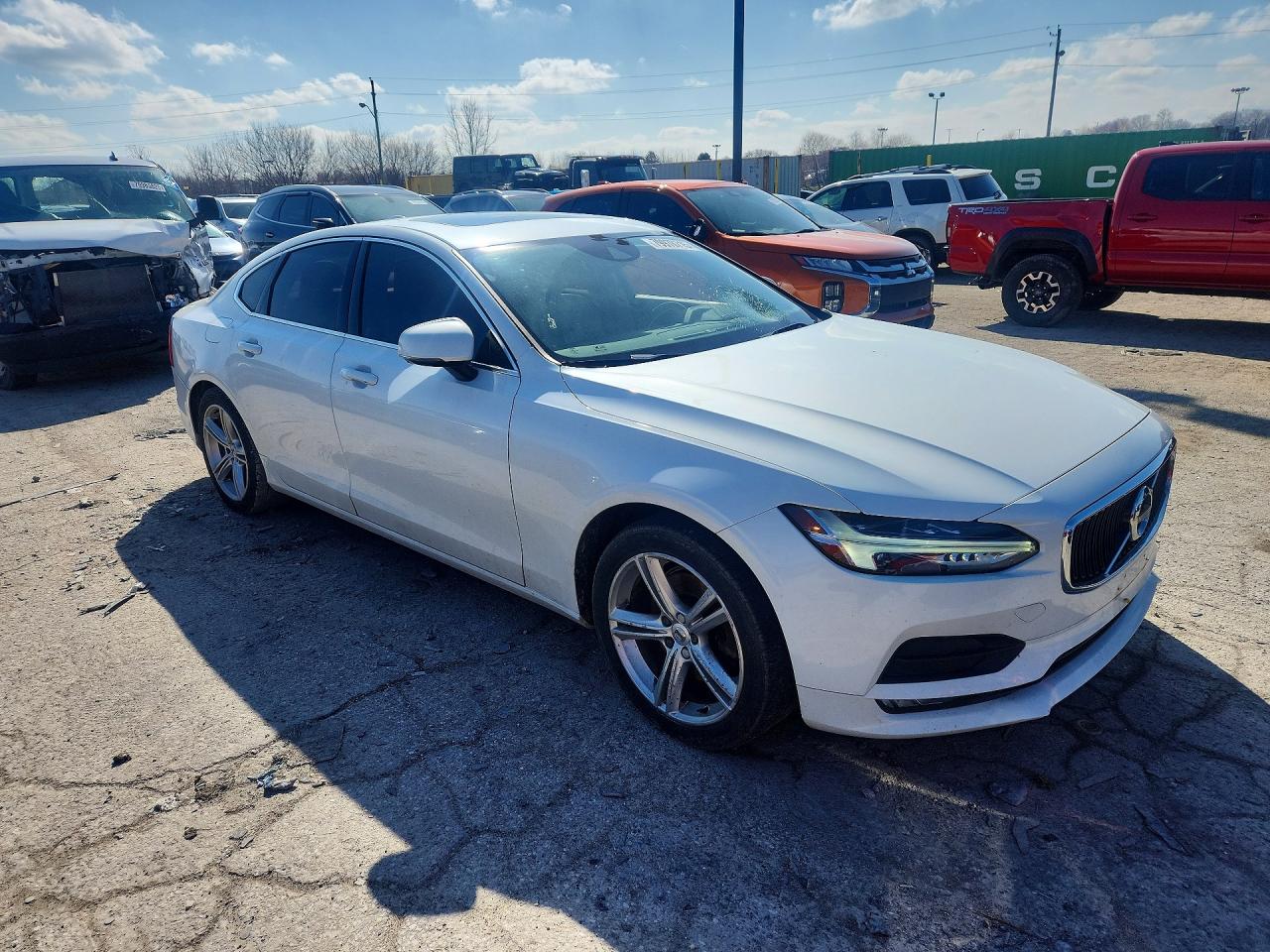 Volvo S90 T5 Momentum