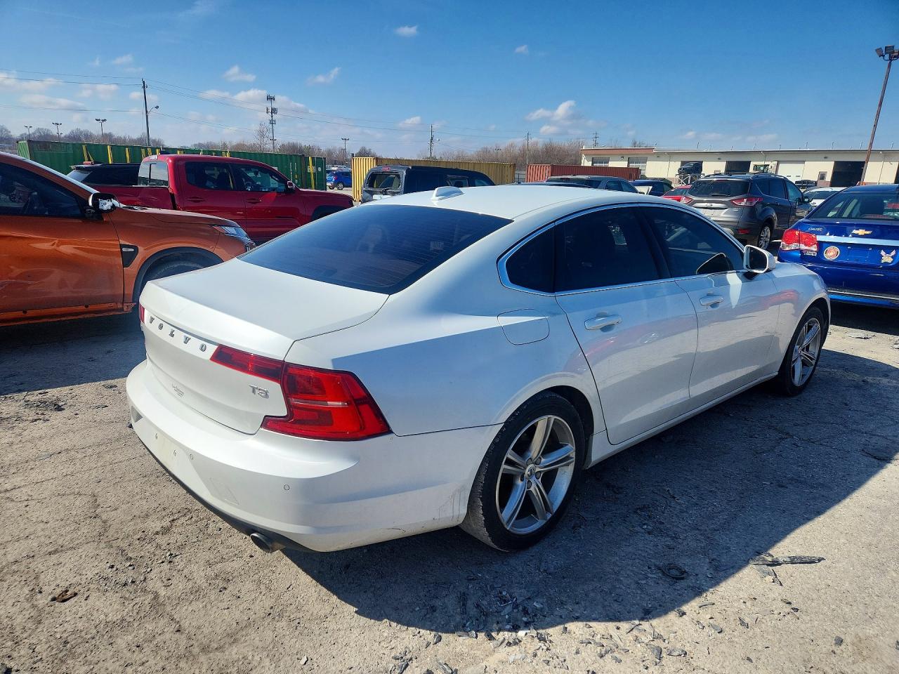 Volvo S90 T5 Momentum