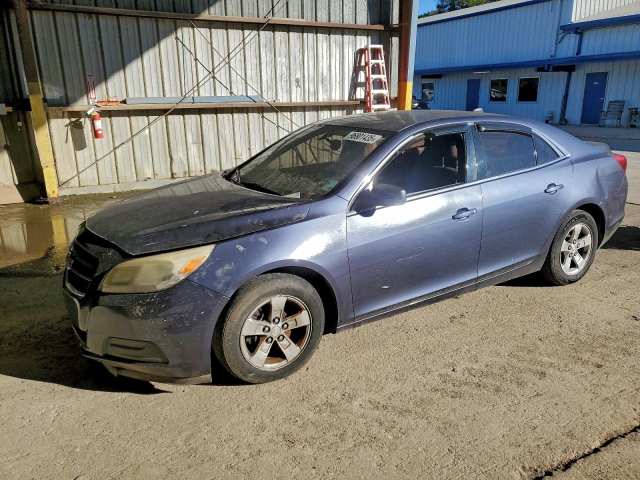 Salvage Chevrolet Malibu Image
