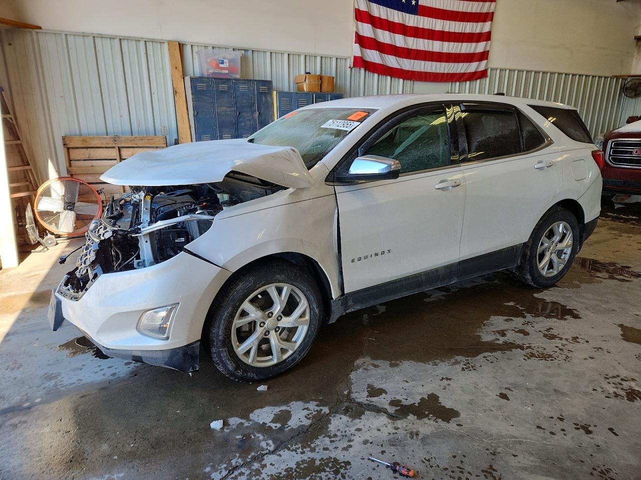 Salvage Chevrolet Equinox Image
