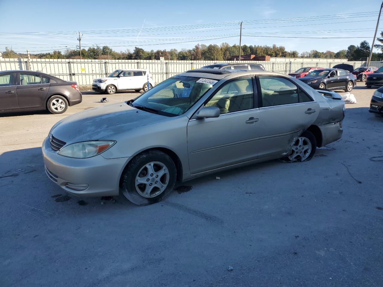 Salvage Toyota Camry Image