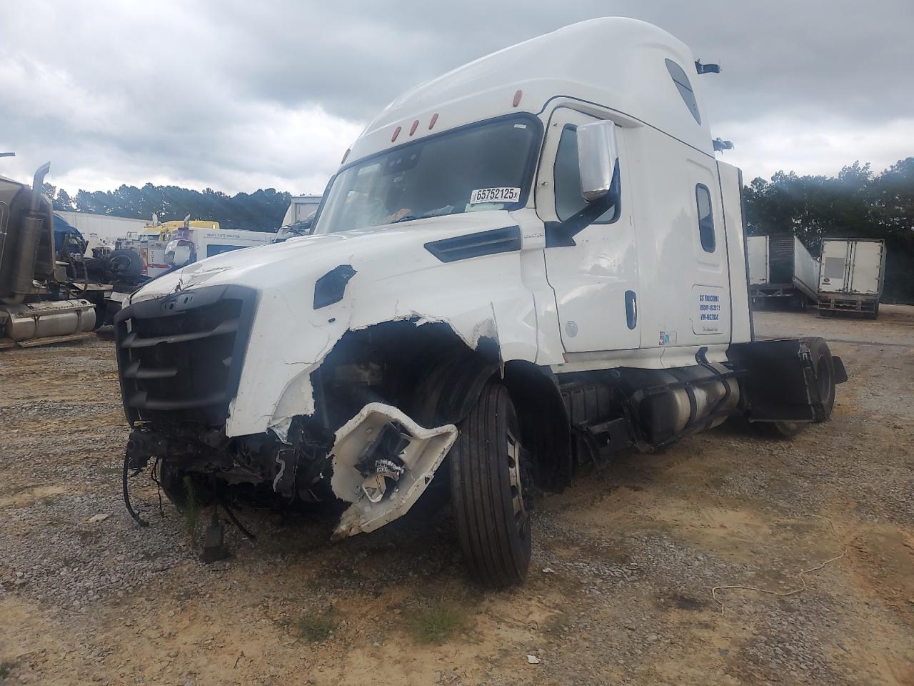 Freightliner Cascadia 126
