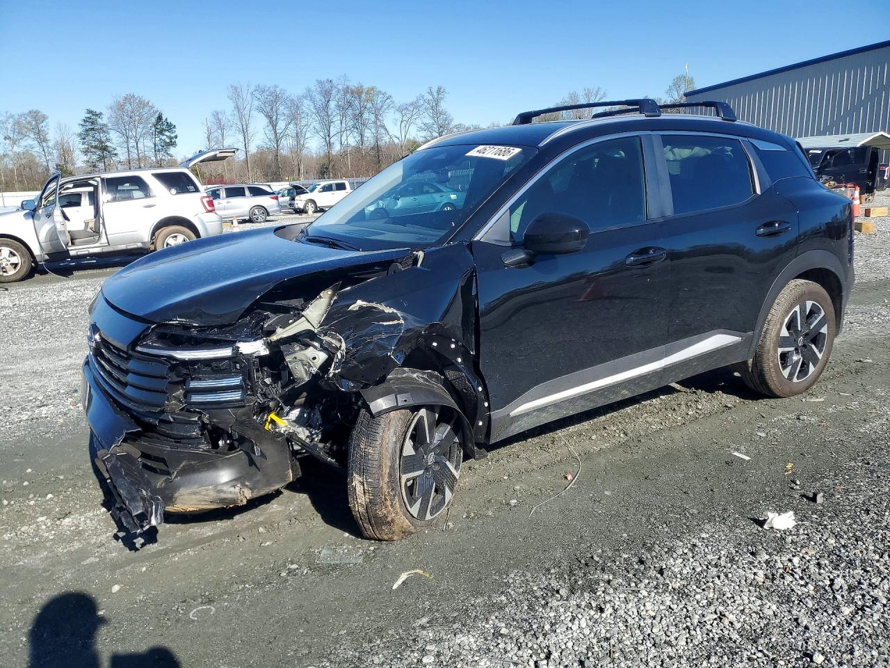Salvage Nissan Kicks Image
