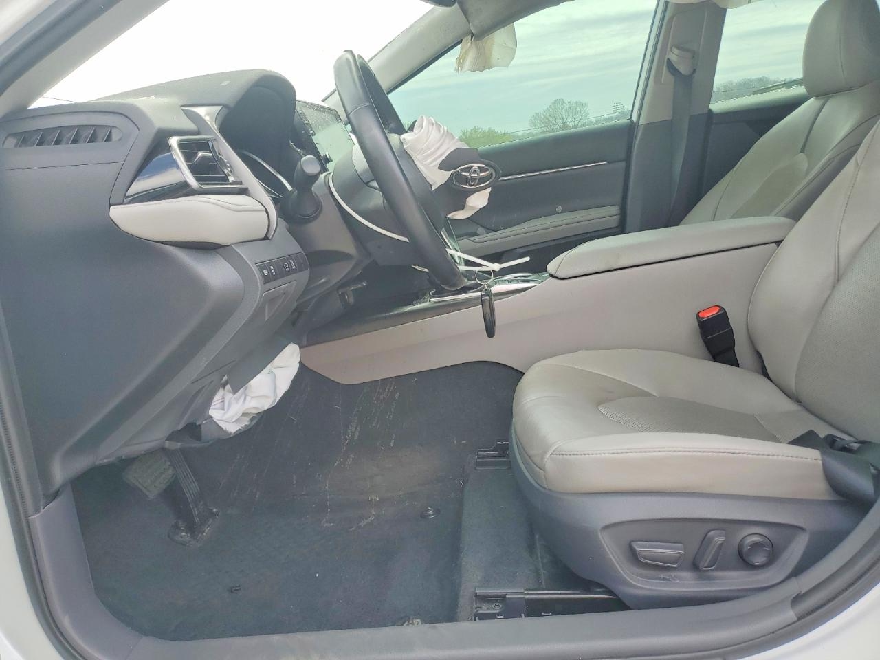 Toyota Camry Xle