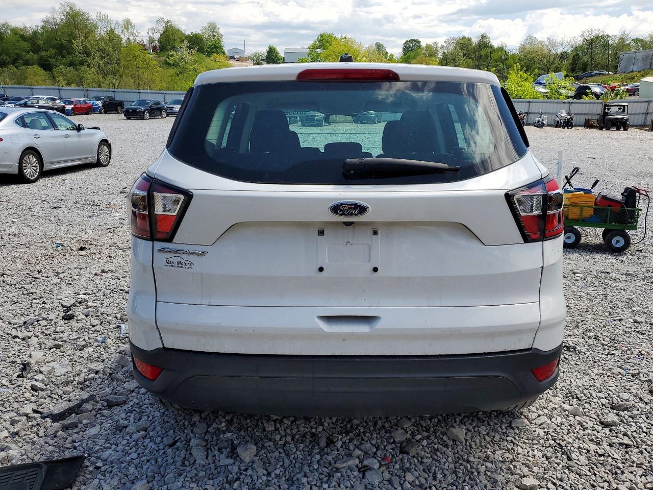 Ford Escape S