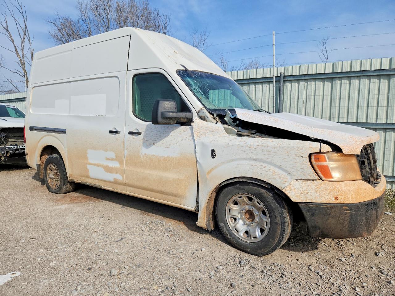 Nissan Nv