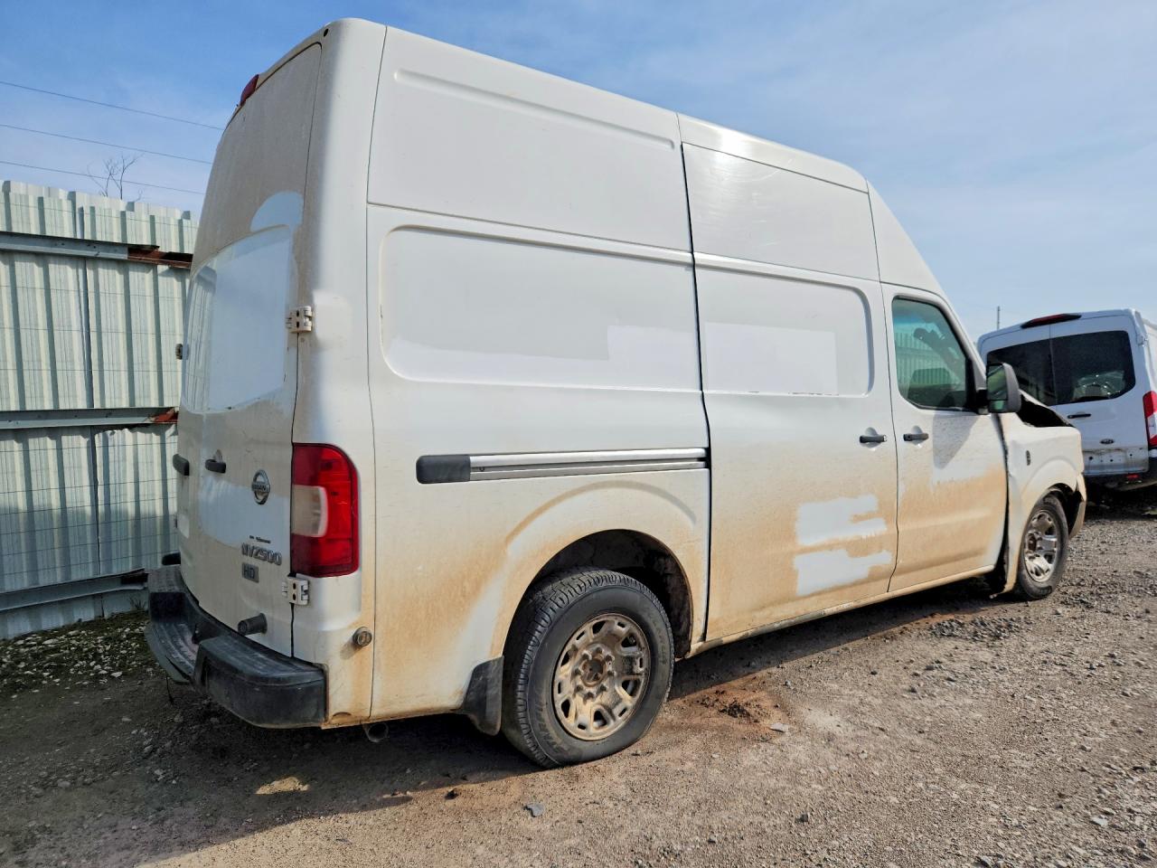 Nissan Nv