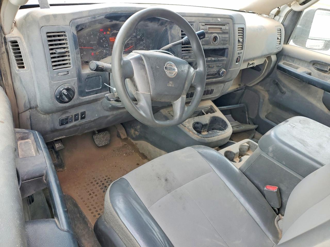 Nissan Nv