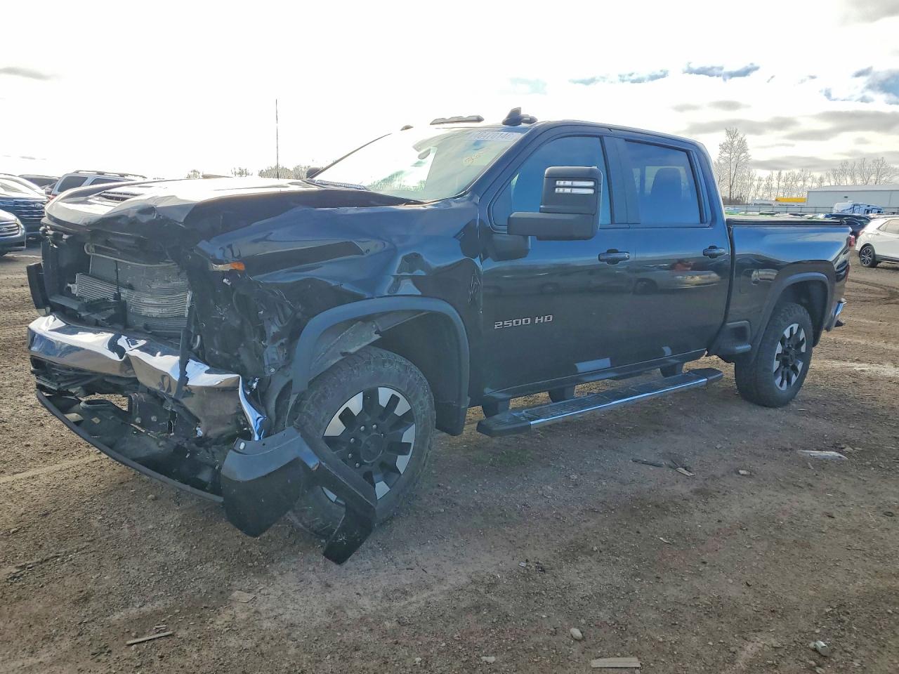 Salvage Chevrolet Silverado Image