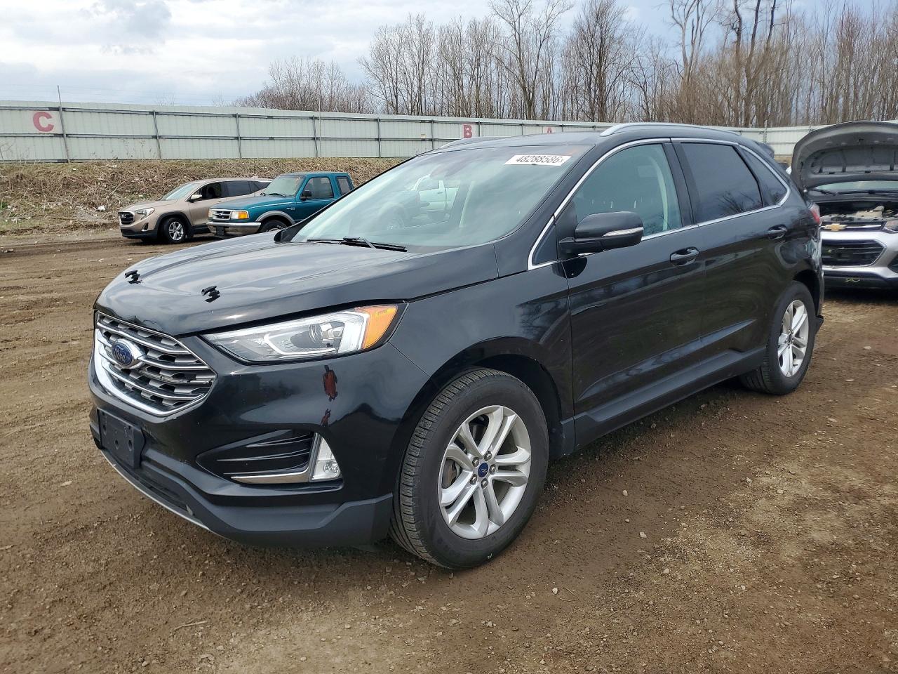 Salvage Ford Edge Image