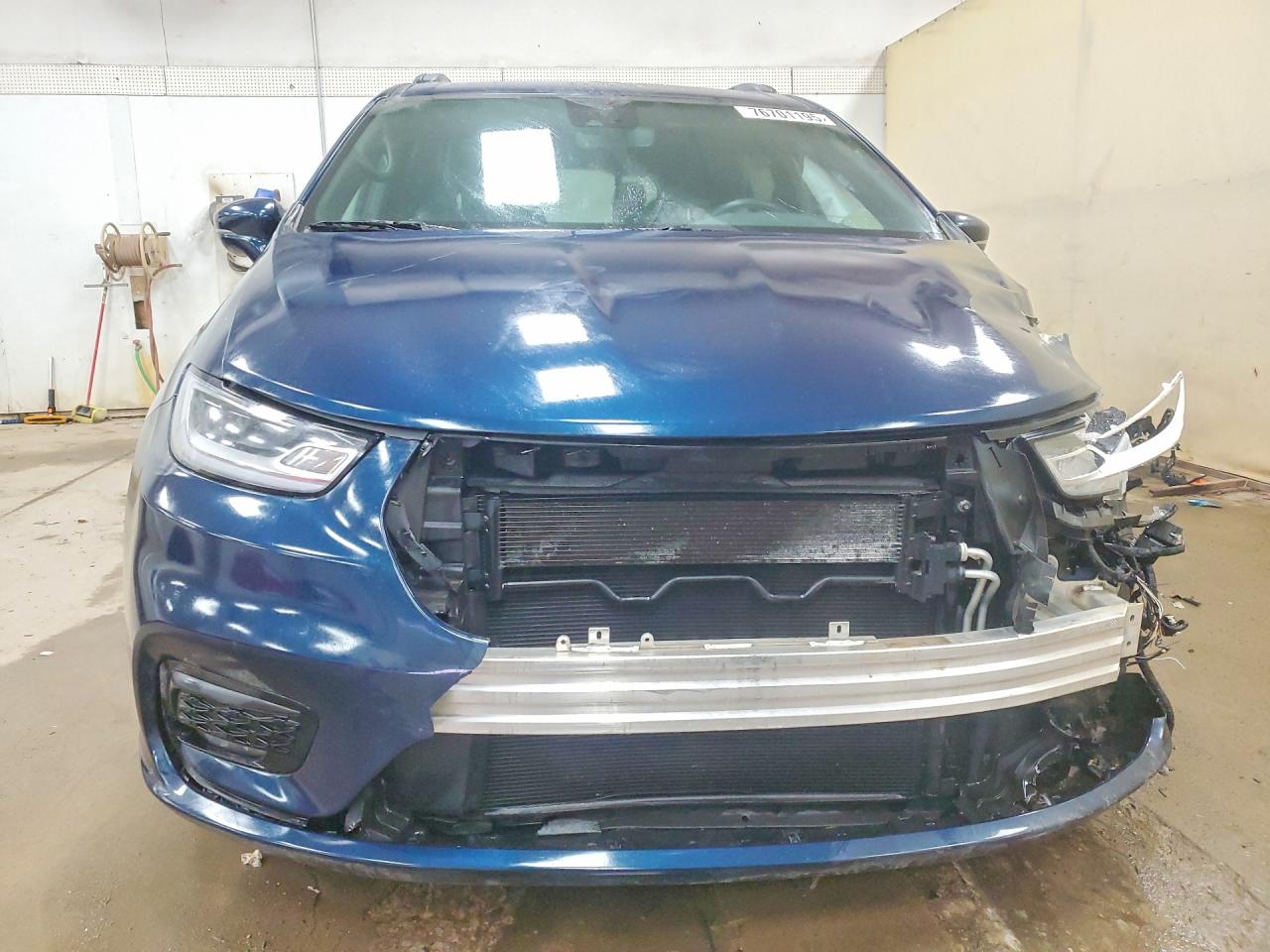 Chrysler Pacifica Touring L