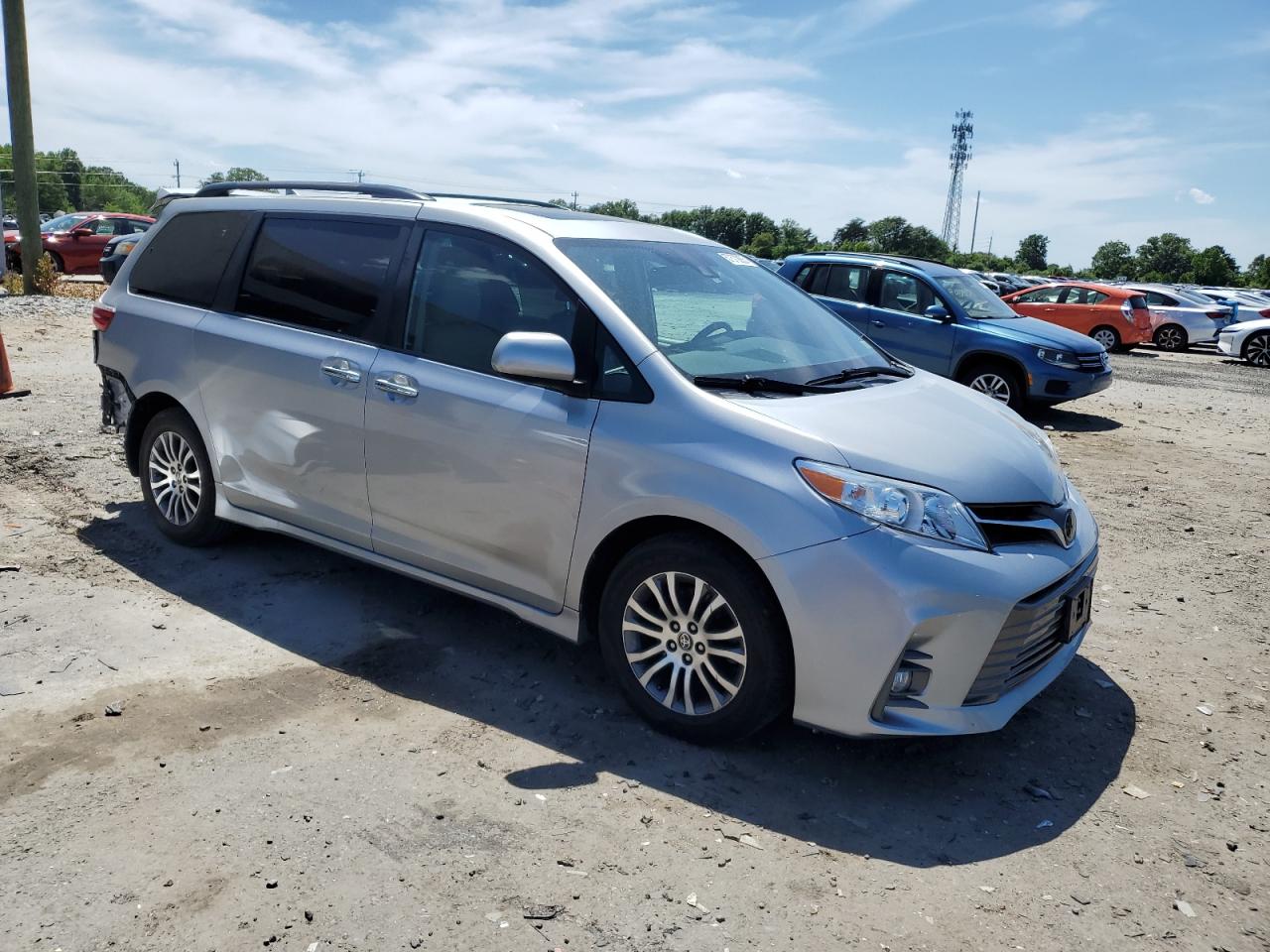 Toyota Sienna Xle 8-passenger
