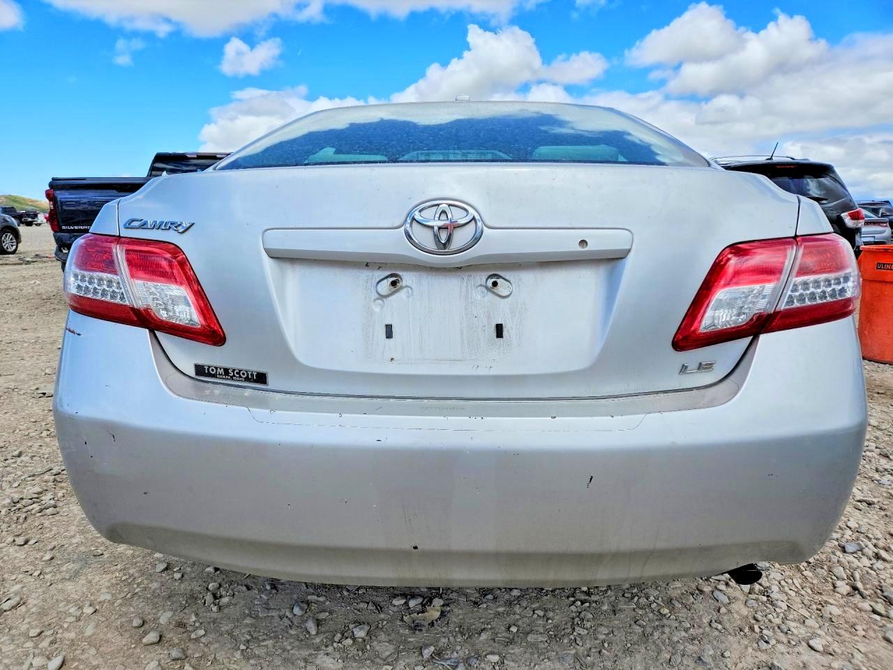 Toyota Camry Base