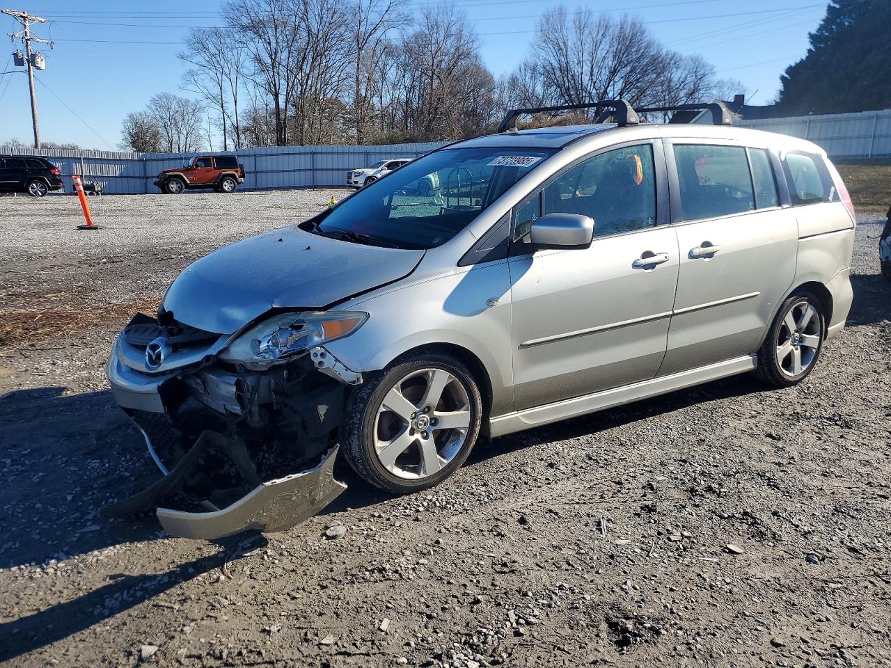 Salvage Mazda 5 Image