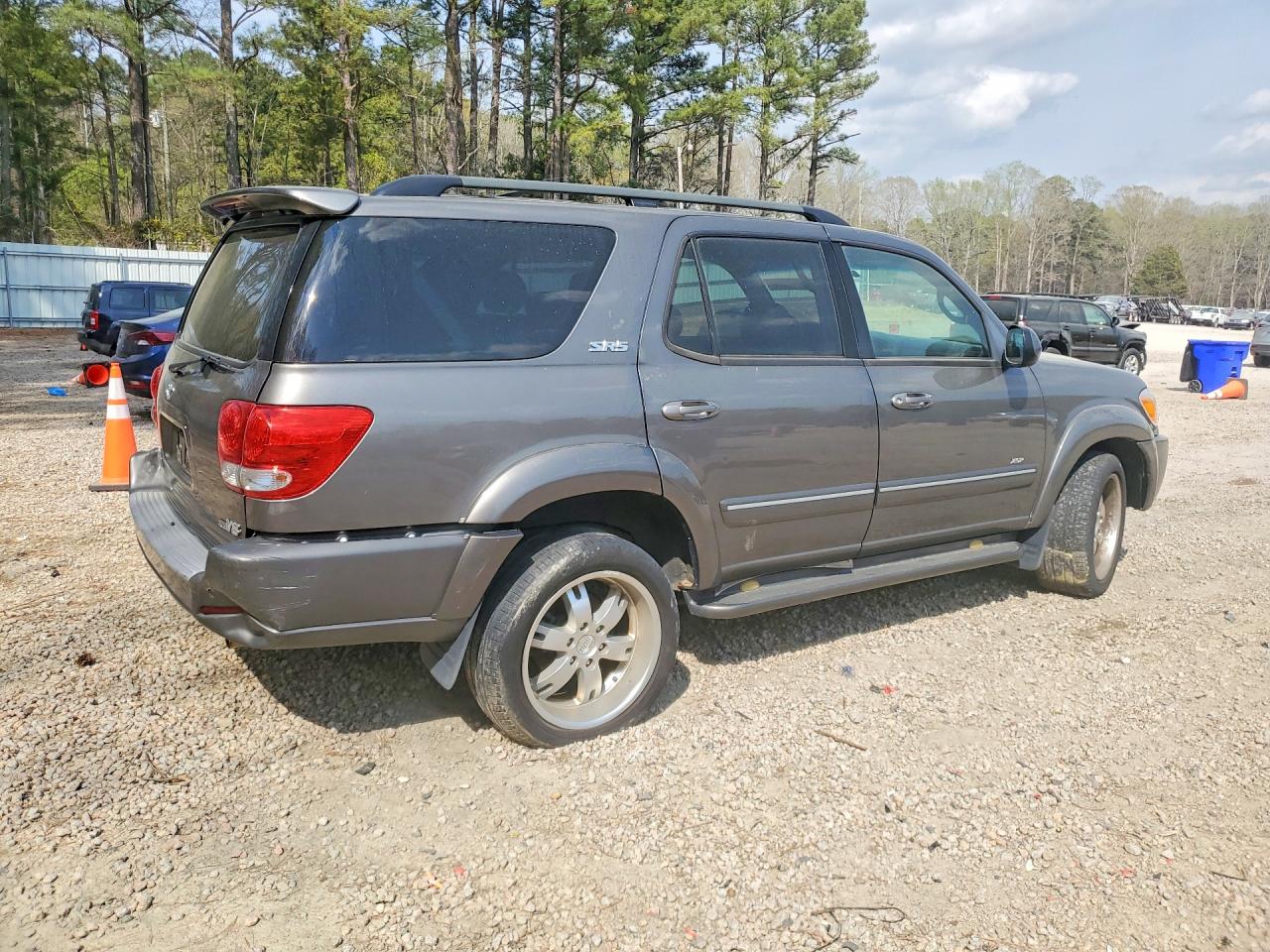 Toyota Sequoia Sr5