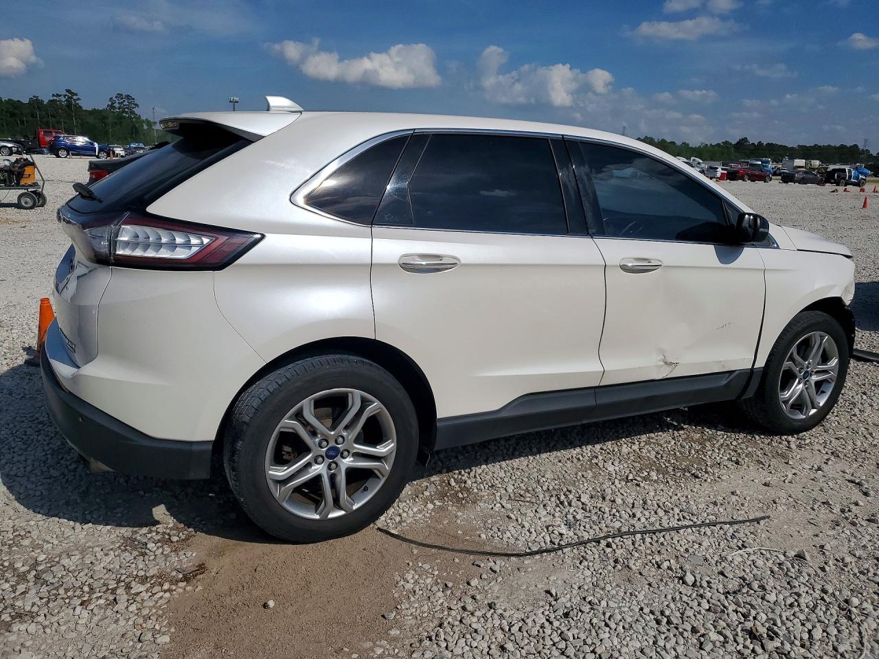 Ford Edge Titanium