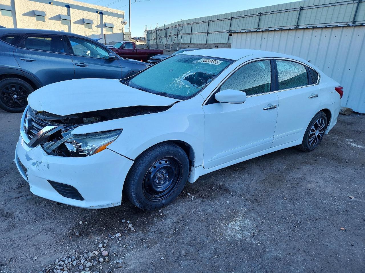 Salvage Nissan Altima Image