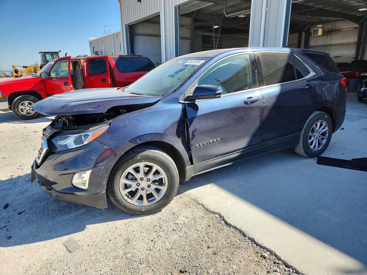 Salvage Chevrolet Equinox Image