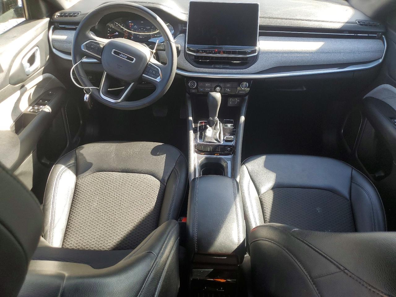 Jeep Compass Latitude