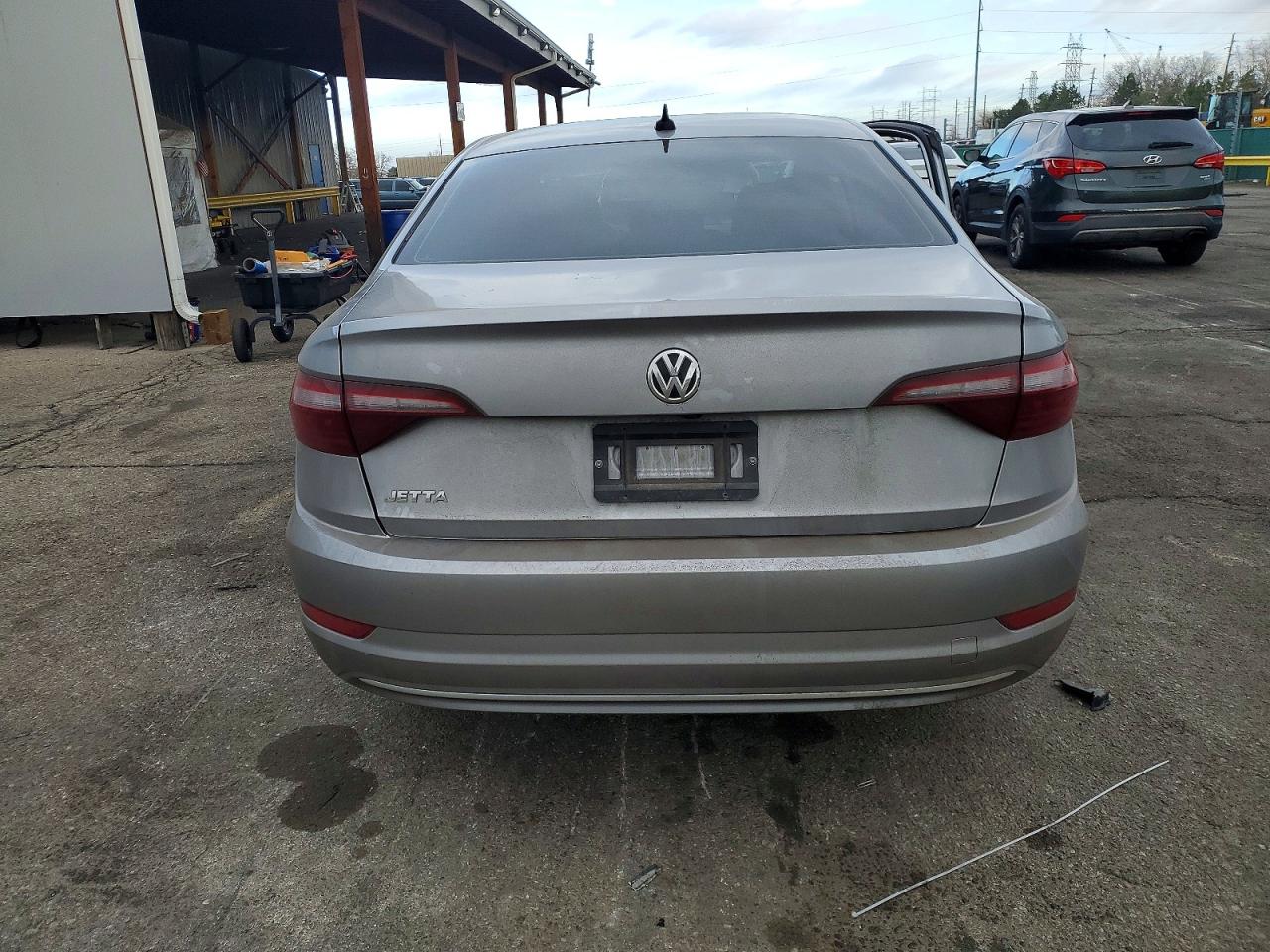 Volkswagen Jetta S