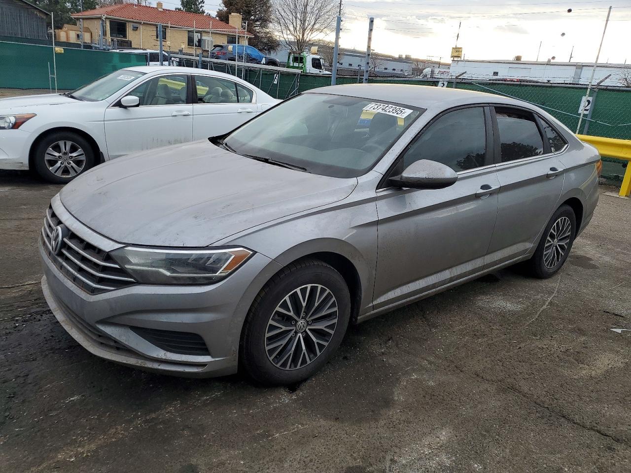 Salvage Volkswagen Jetta Image