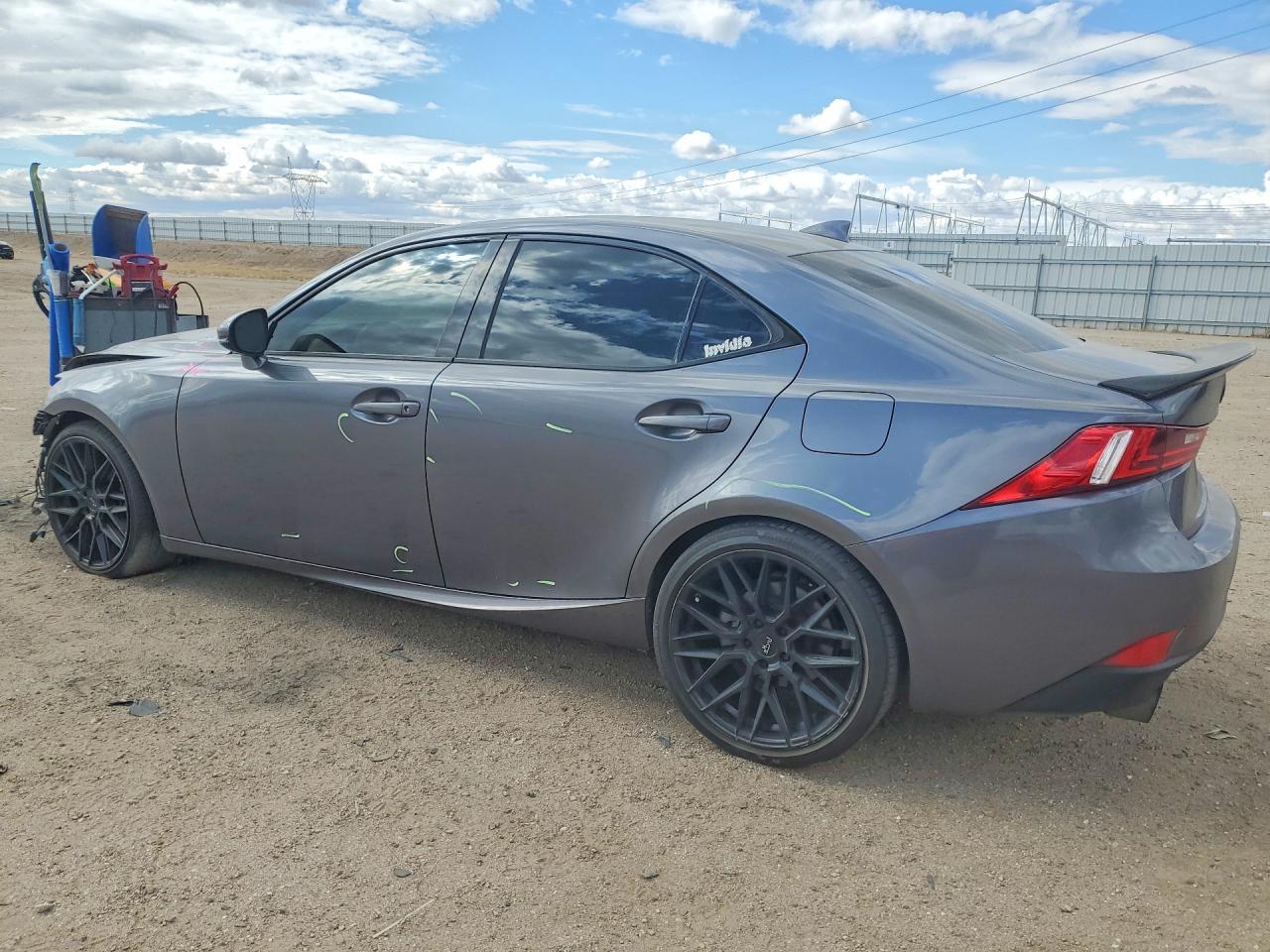 Lexus Is Base