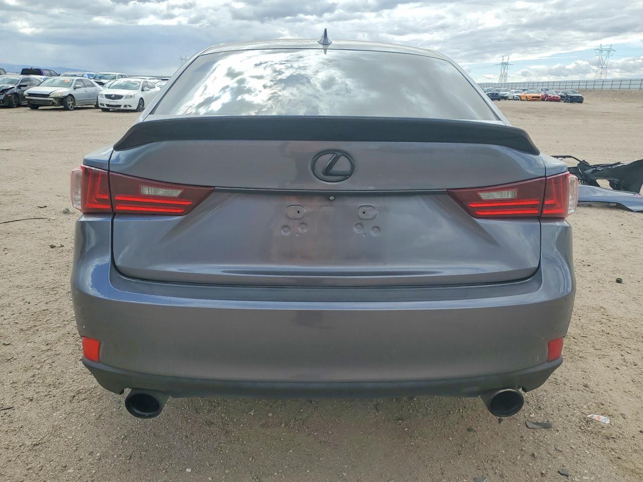 Lexus Is Base