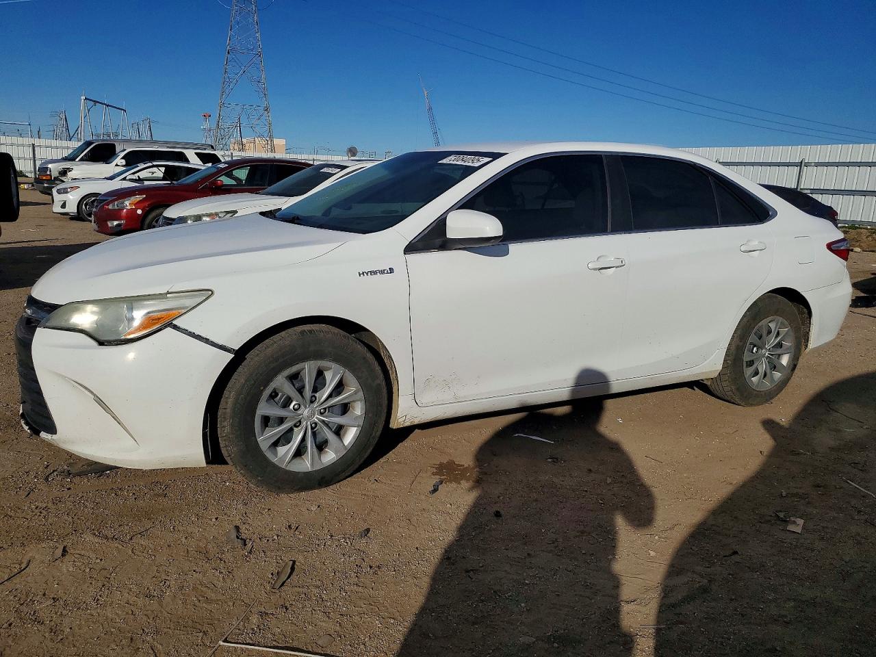 Salvage Toyota Camry Image