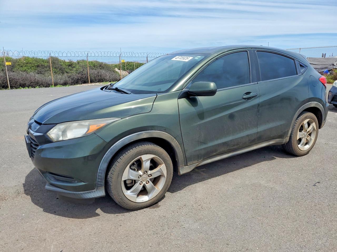 Salvage Honda HR-V Image