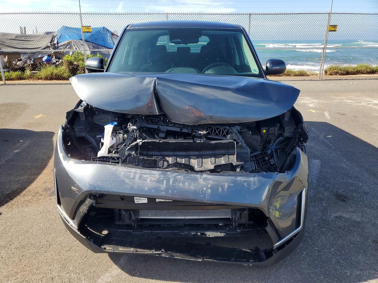 Kia Soul Lx