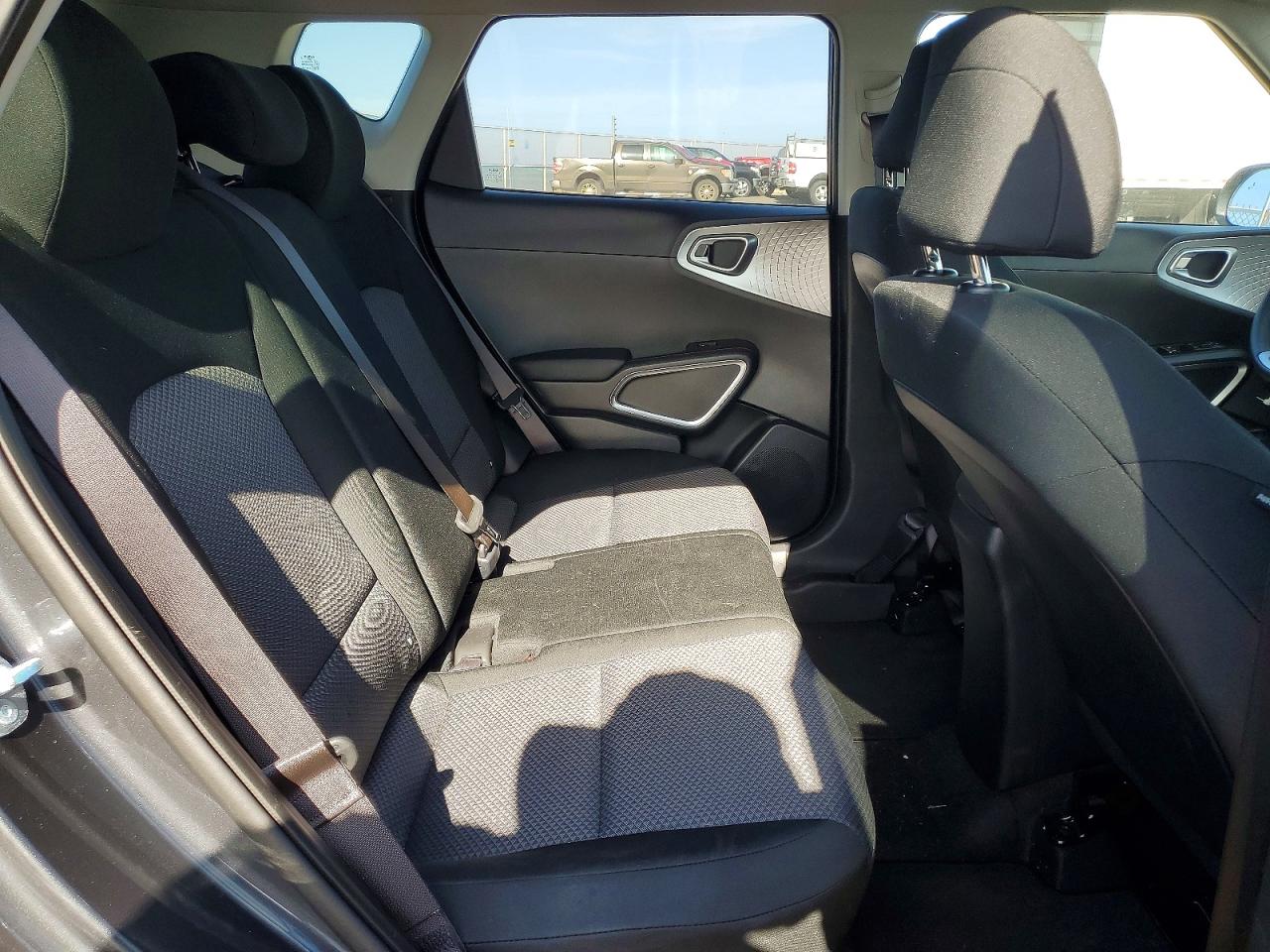 Kia Soul Lx