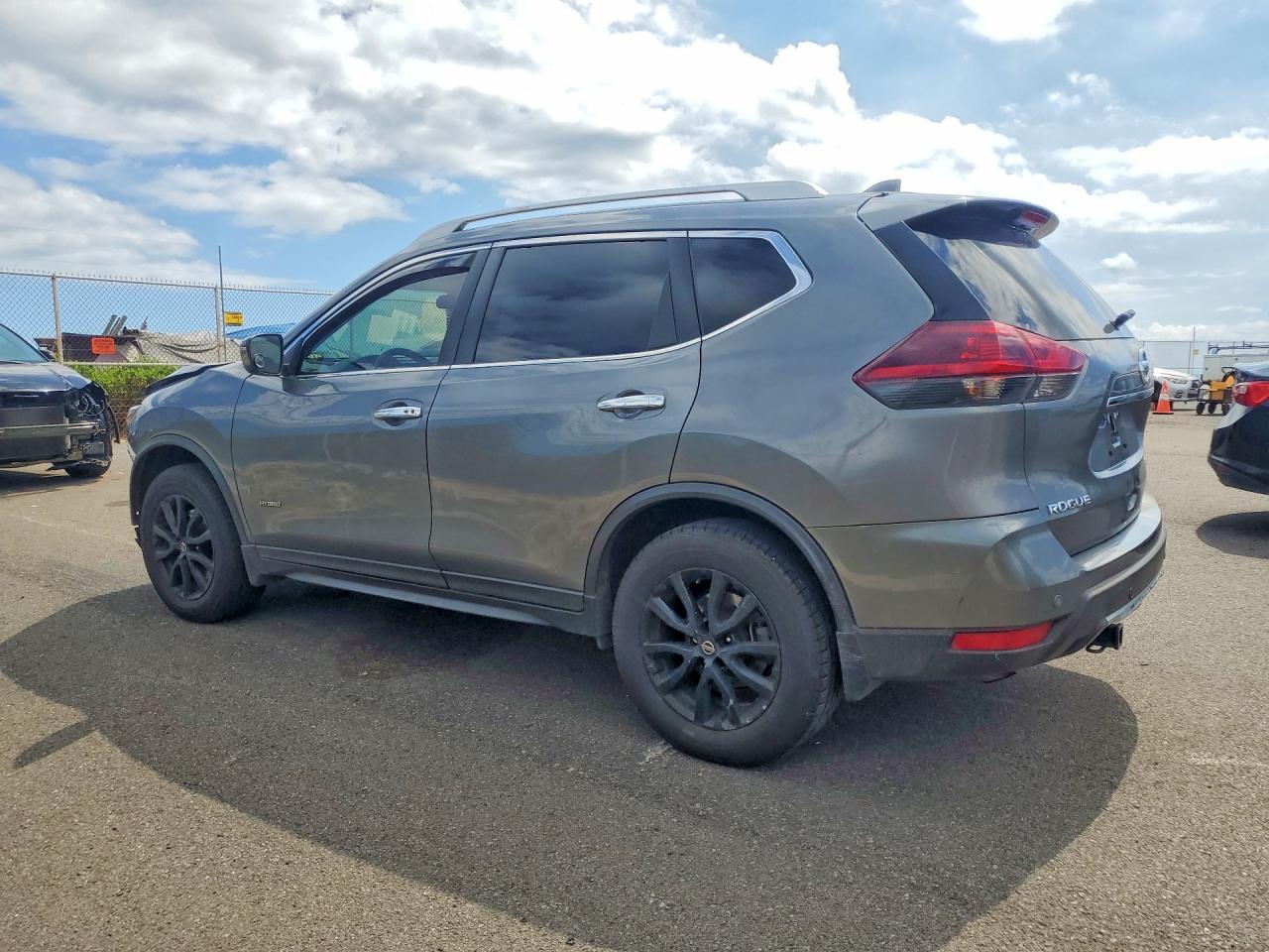 Nissan Rogue Sv