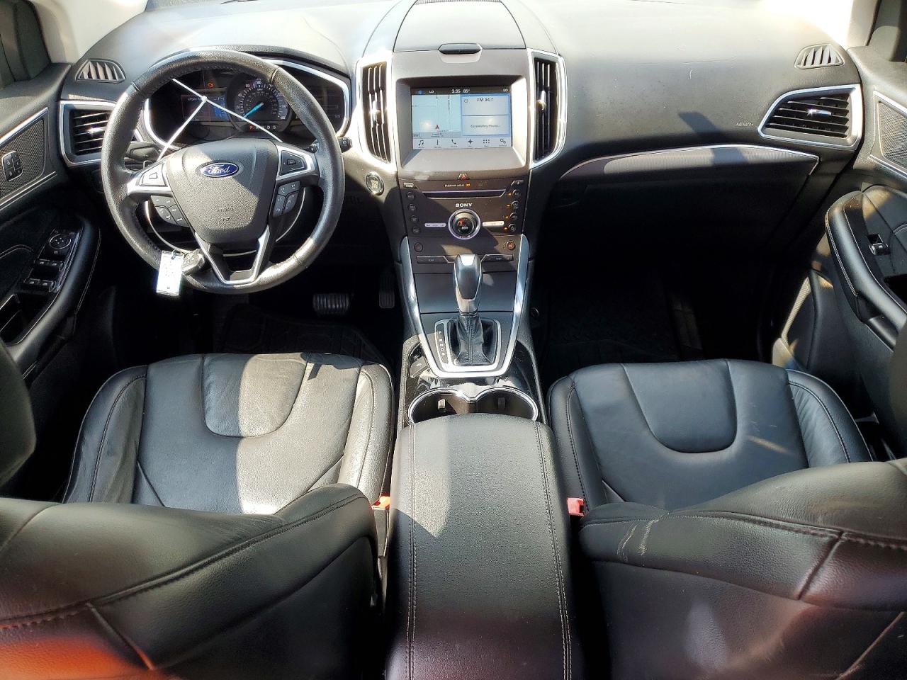 Ford Edge Titanium